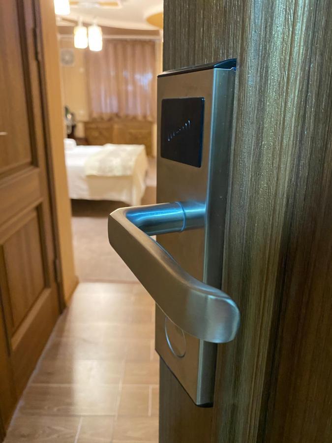 טשקנט Budget Hotel And Hostel מראה חיצוני תמונה